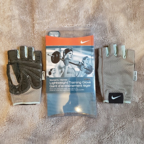 🏷Women's Dri-Fit Lightweight Training Glove - Picture 2 of 4